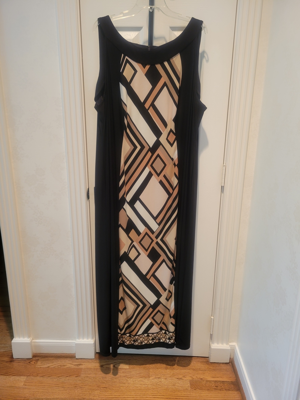 NWT Roz & Ali Black Tan Long Sun Dress 22